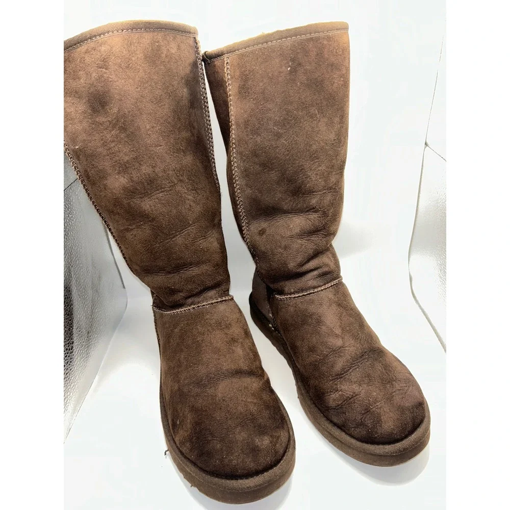 UGG Australia Tall Boots Chocolate Brown‎ Suede Sheepskin Lined Size 8